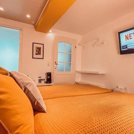 Villa Herkules - Privates Apartment Am Waldrand Mit Smart Tv Und Kostenlosen Parkplaetzen Kassel Dış mekan fotoğraf