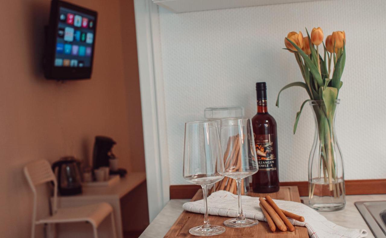 Villa Herkules - Privates Apartment Am Waldrand Mit Smart Tv Und Kostenlosen Parkplaetzen Kassel Dış mekan fotoğraf